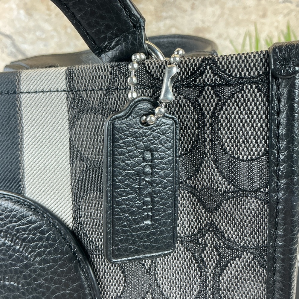Coach Dempsey 22 Jacquard Black and Gray Signature Tote Hand Crossbody‎ Bag - Picture 6 of 13